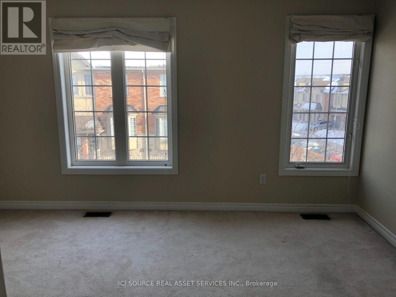 674 Rowley Common, Burlington, Ontario  L7L 0A5 - Photo 8 - W13789422