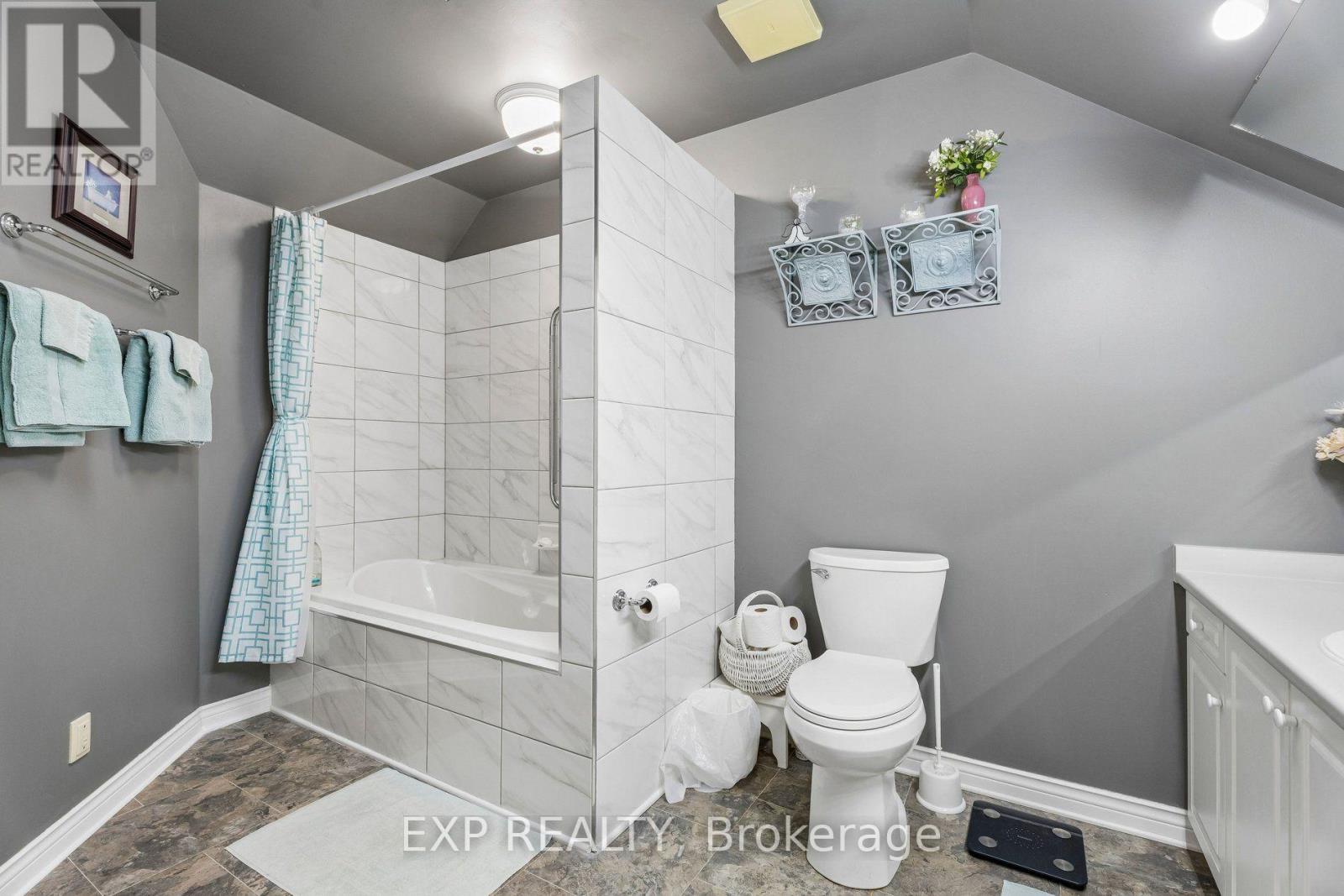 8 - 152 Dufferin Avenue, Brantford, Ontario  N3T 4R3 - Photo 32 - X13793274