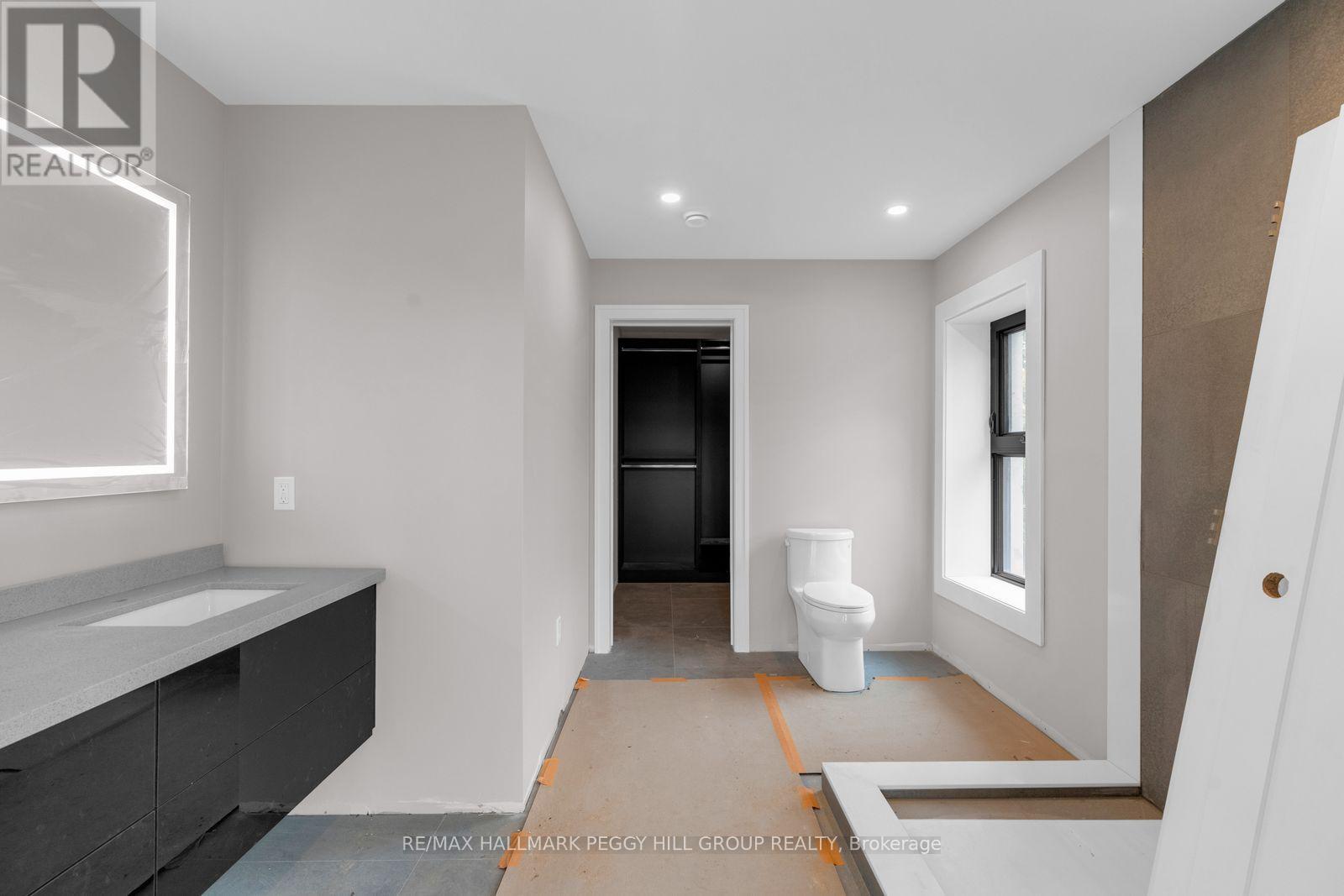 201 - 32 Brunel Road, Huntsville, Ontario  P1H 1P5 - Photo 6 - X13793286