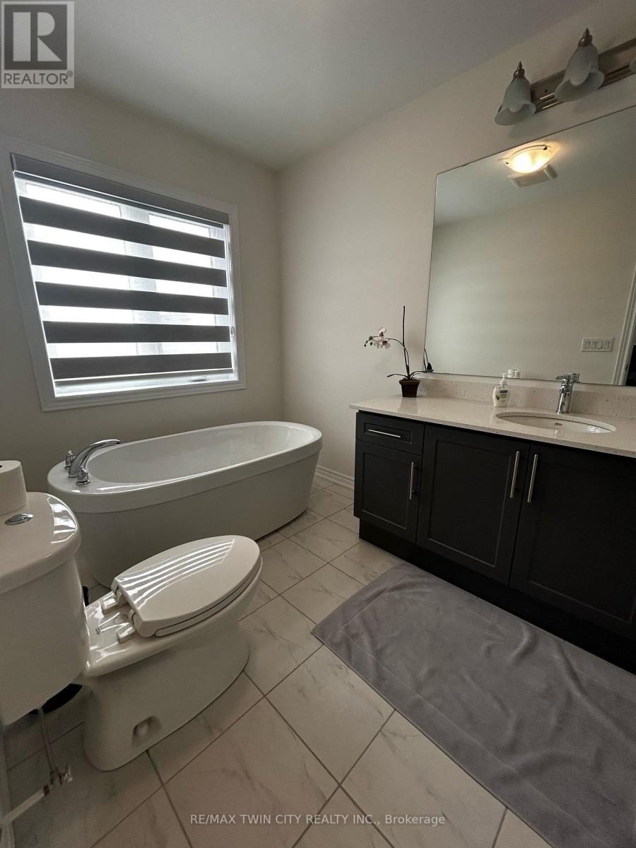 123 Broadacre Drive, Kitchener, Ontario  N2R 0S5 - Photo 13 - X13793408