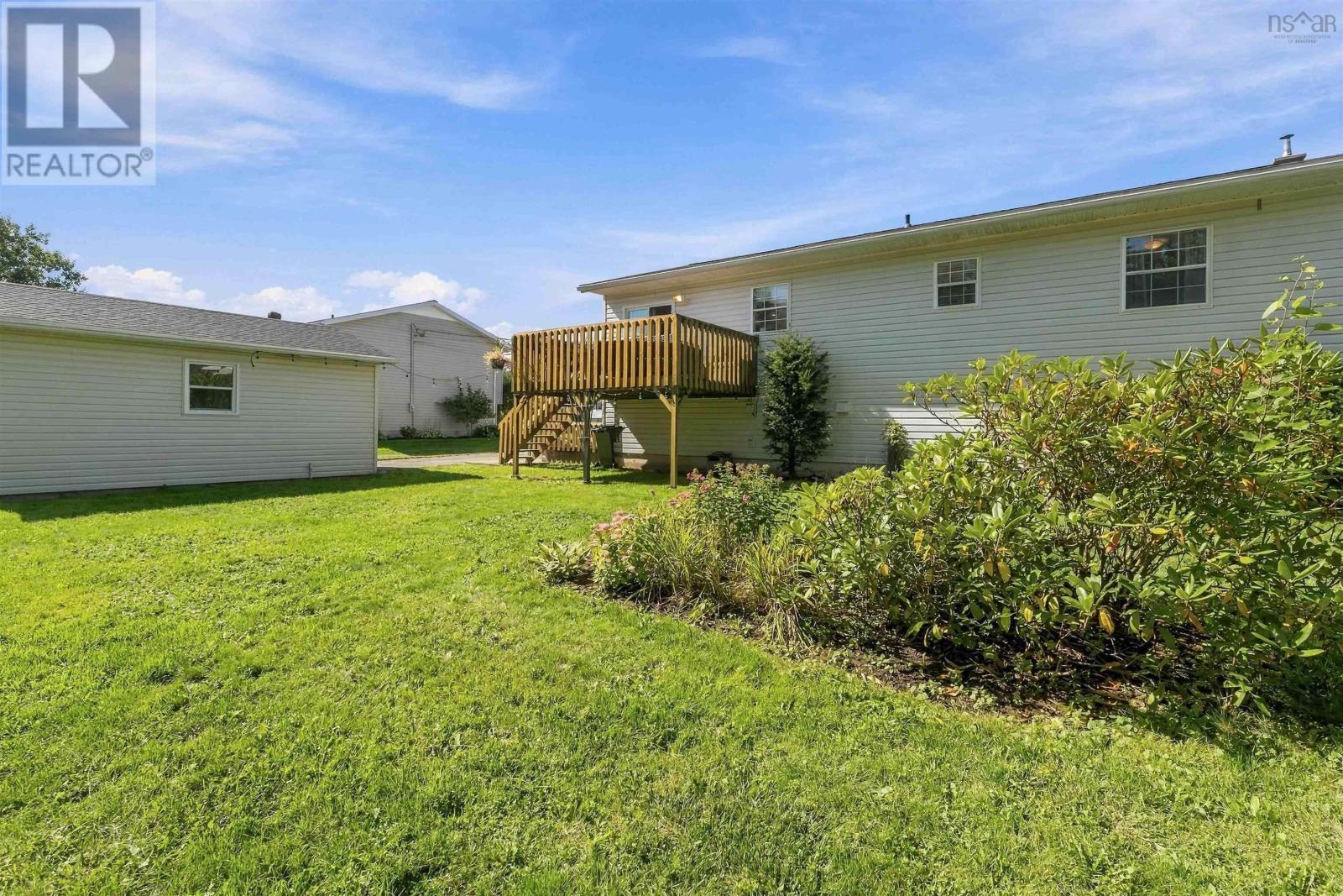 1027 Club Crescent, New Minas, Nova Scotia  B4N 5C8 - Photo 39 - 202623531
