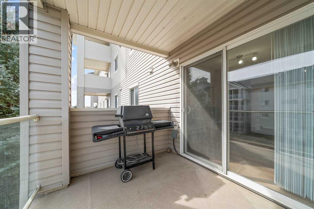 216, 1648 Saamis Drive NW photo 18