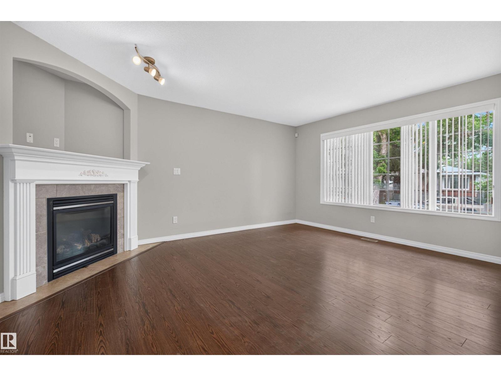 11910 93 St NW, Edmonton, Alberta  T5G 1E5 - Photo 3 - E4508975