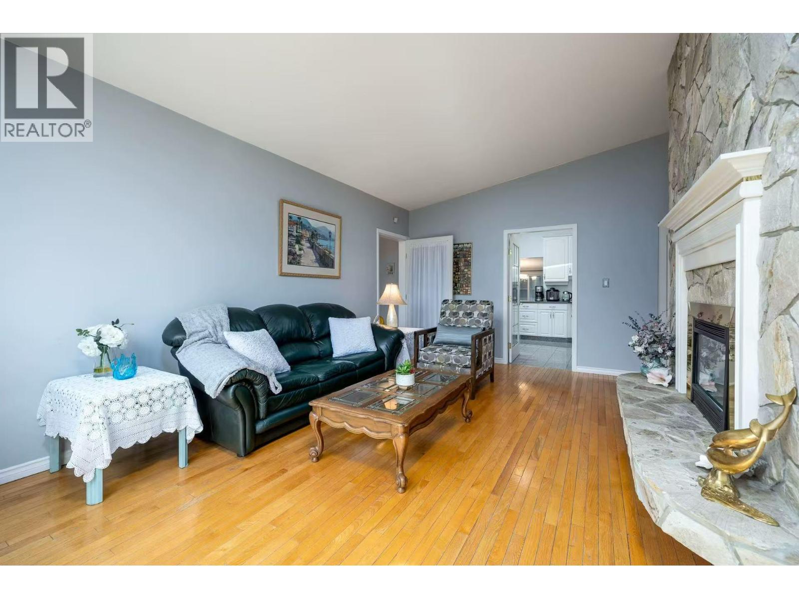 1201 Kelglen Crescent, Kelowna, British Columbia  V1Y 6K4 - Photo 6 - 10400900
