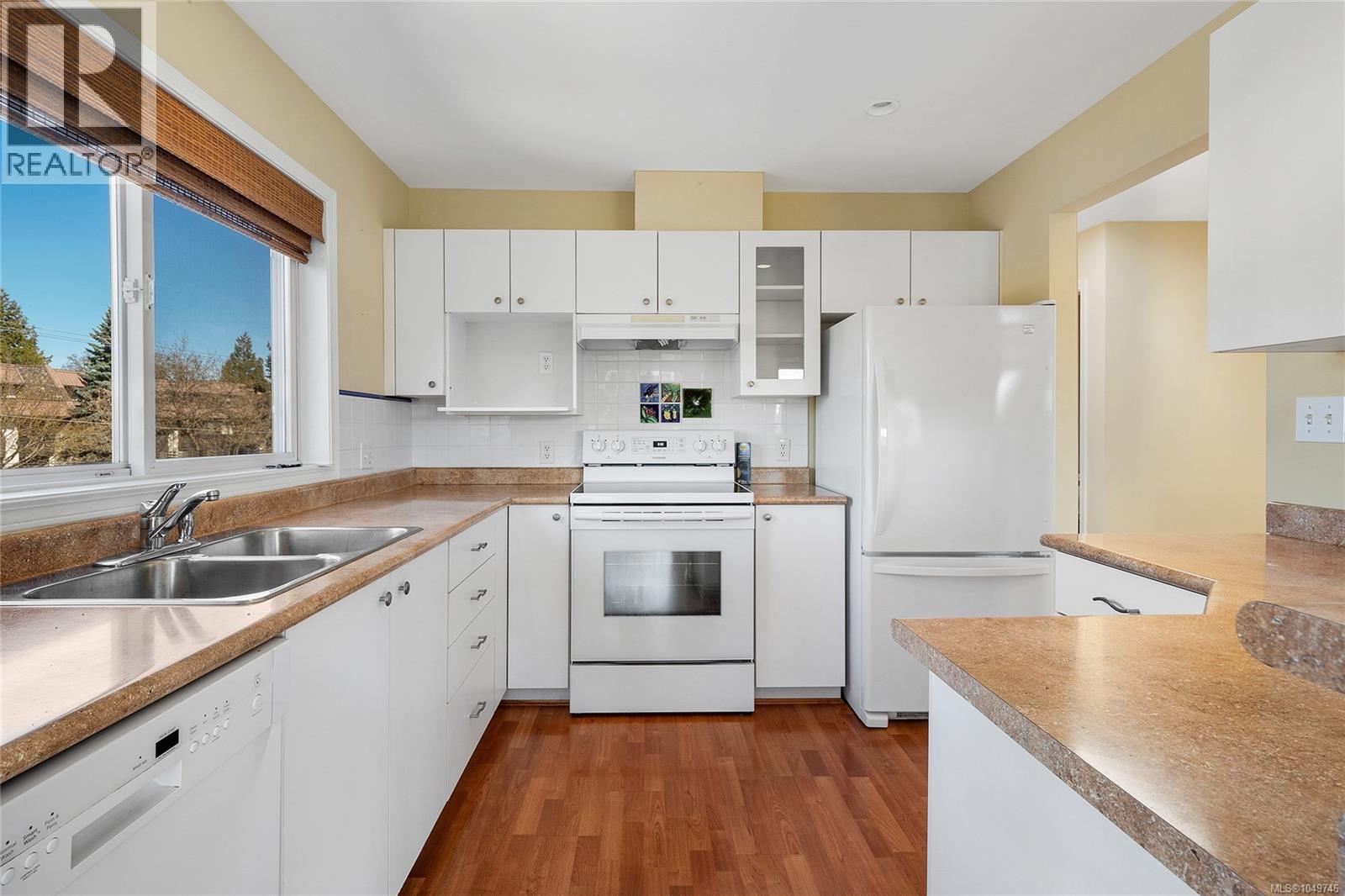401 445 Cook St, Victoria, British Columbia V8V 3Y2 - Photo 12 - 1049746