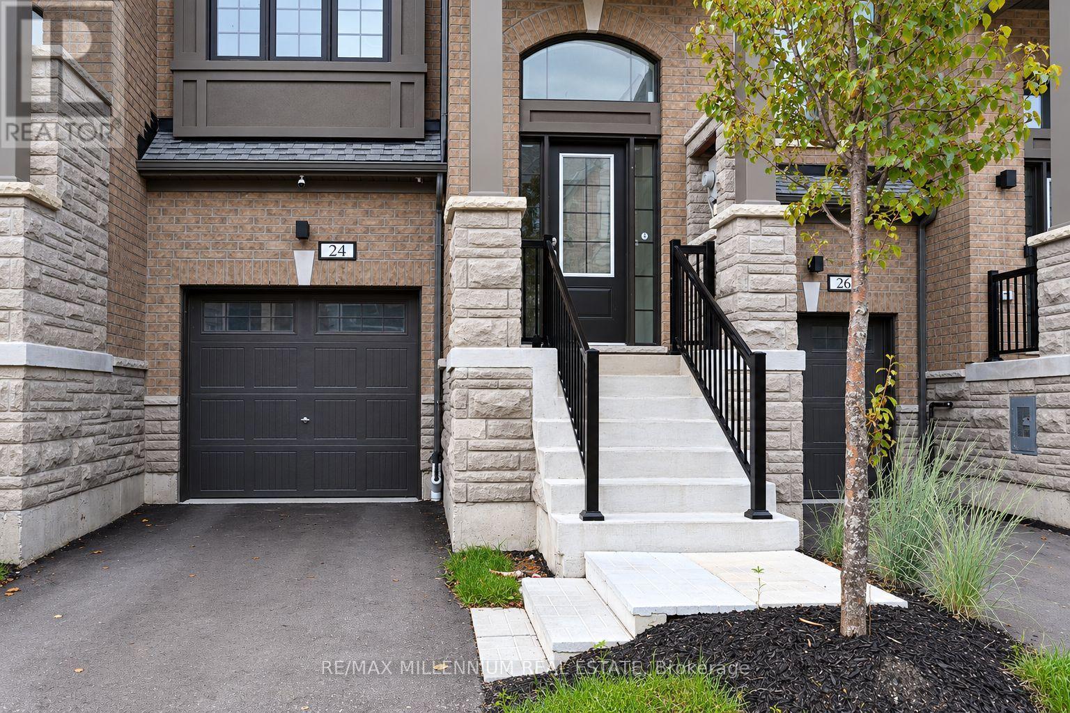 24 Calloway Way, Whitby, Ontario  L1N 0N9 - Photo 5 - E13792704