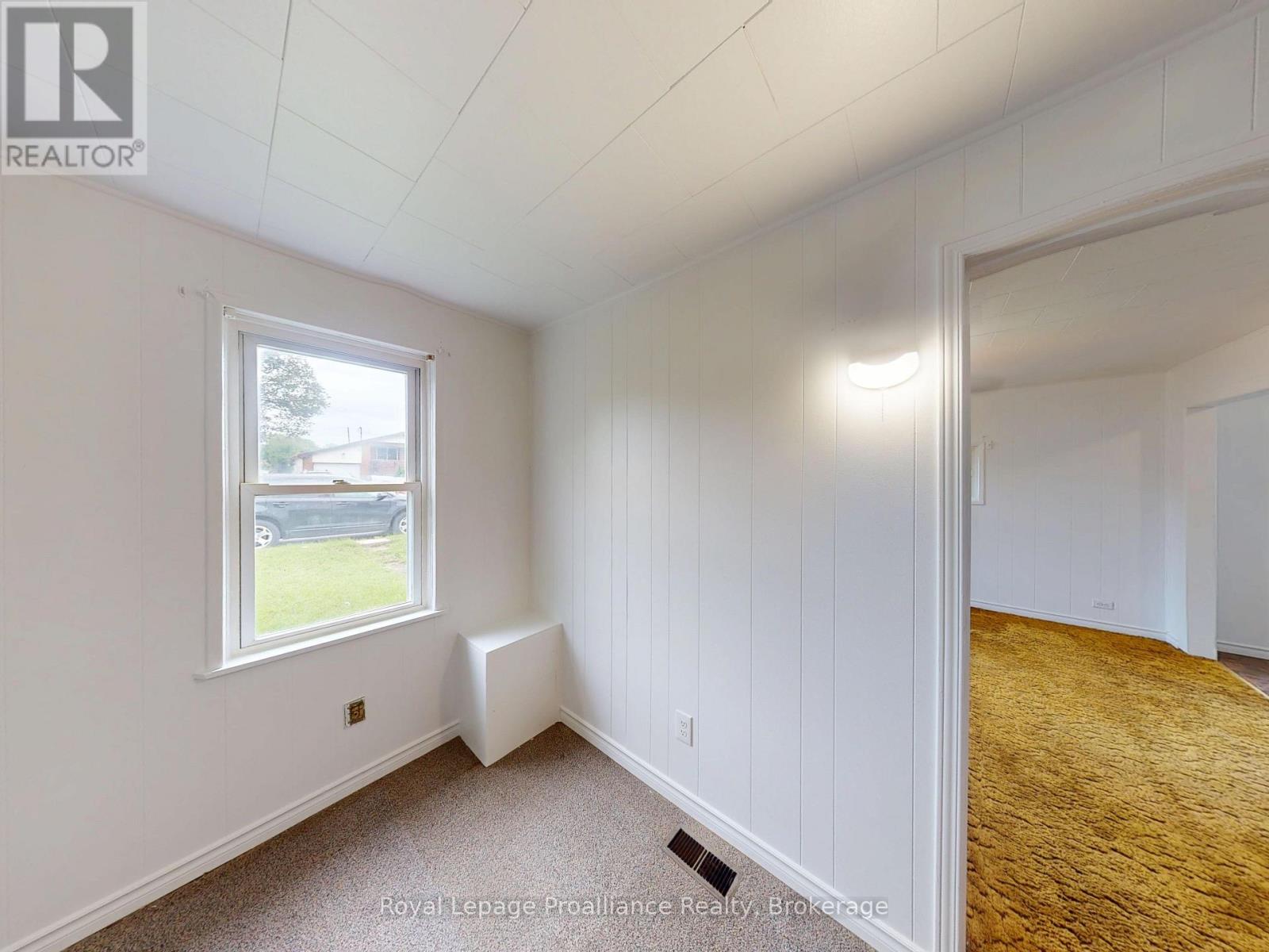 14 Pearl Street, Belleville (Belleville Ward), Ontario  K8N 4X2 - Photo 24 - X13793534