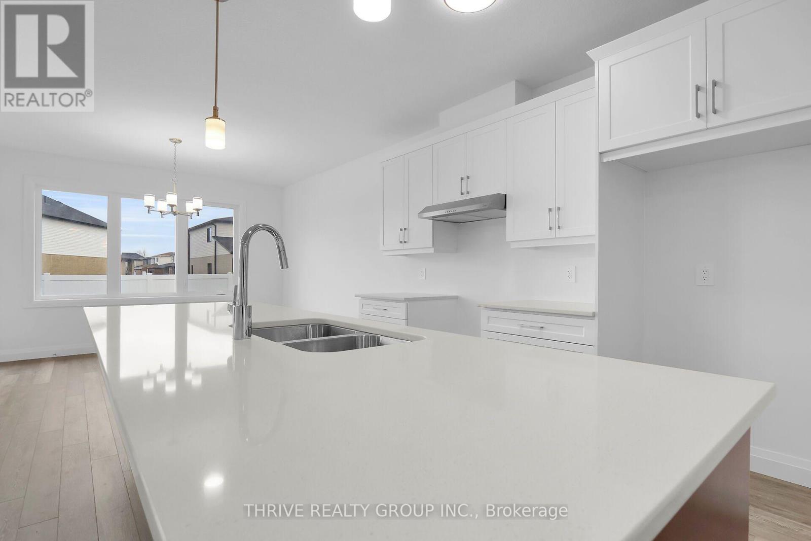 2996 Buroak Drive, London North, Ontario  N6G 3M1 - Photo 6 - X13793568