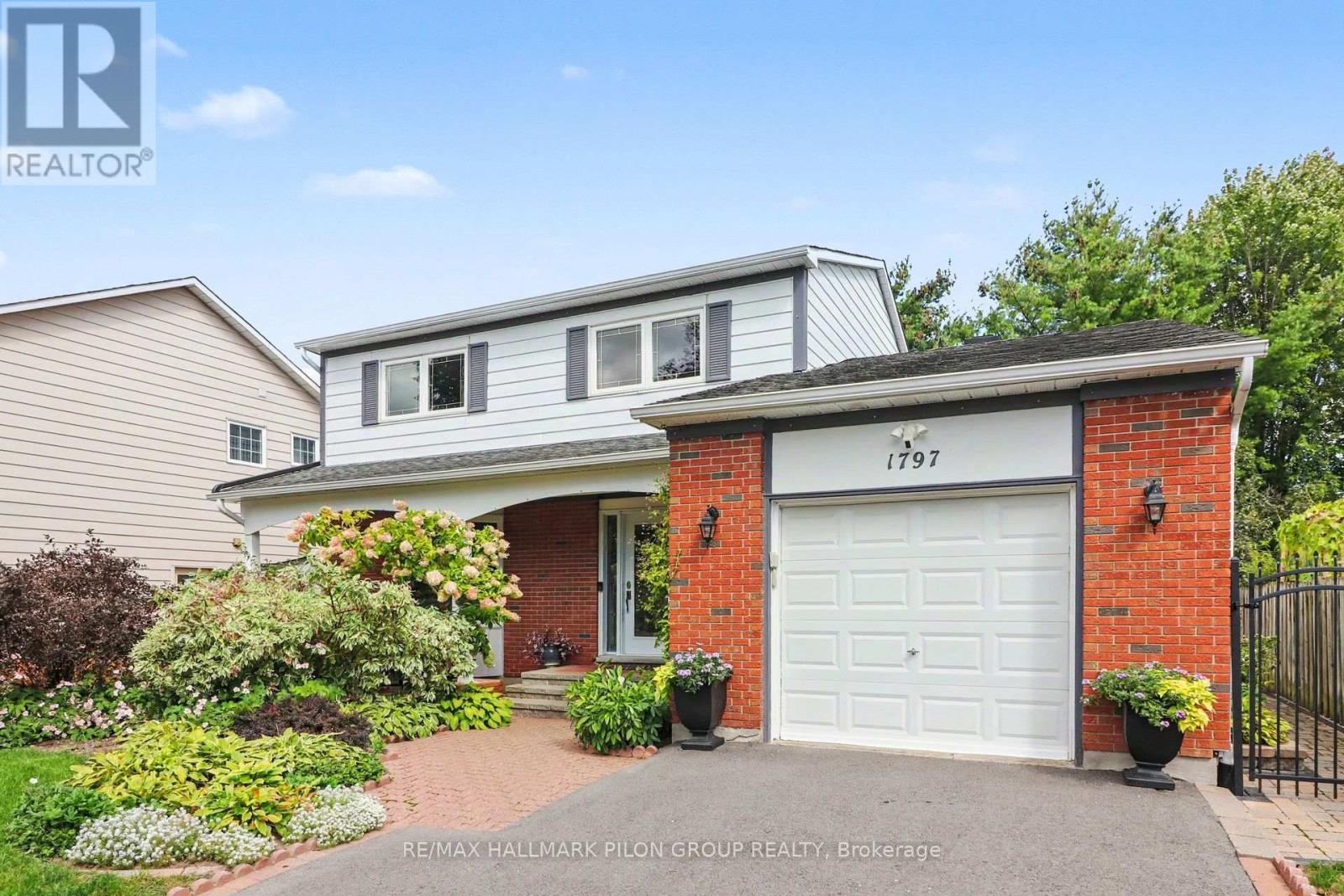 1797 Vigneault Street, Ottawa, Ontario  K1C 2G7 - Photo 2 - X13793510