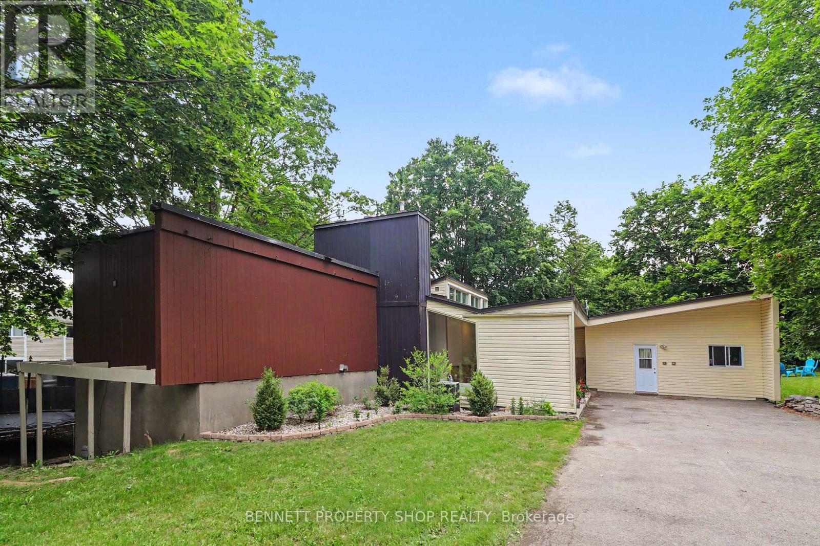 1770 MONTREAL ROAD, Ottawa, Ontario