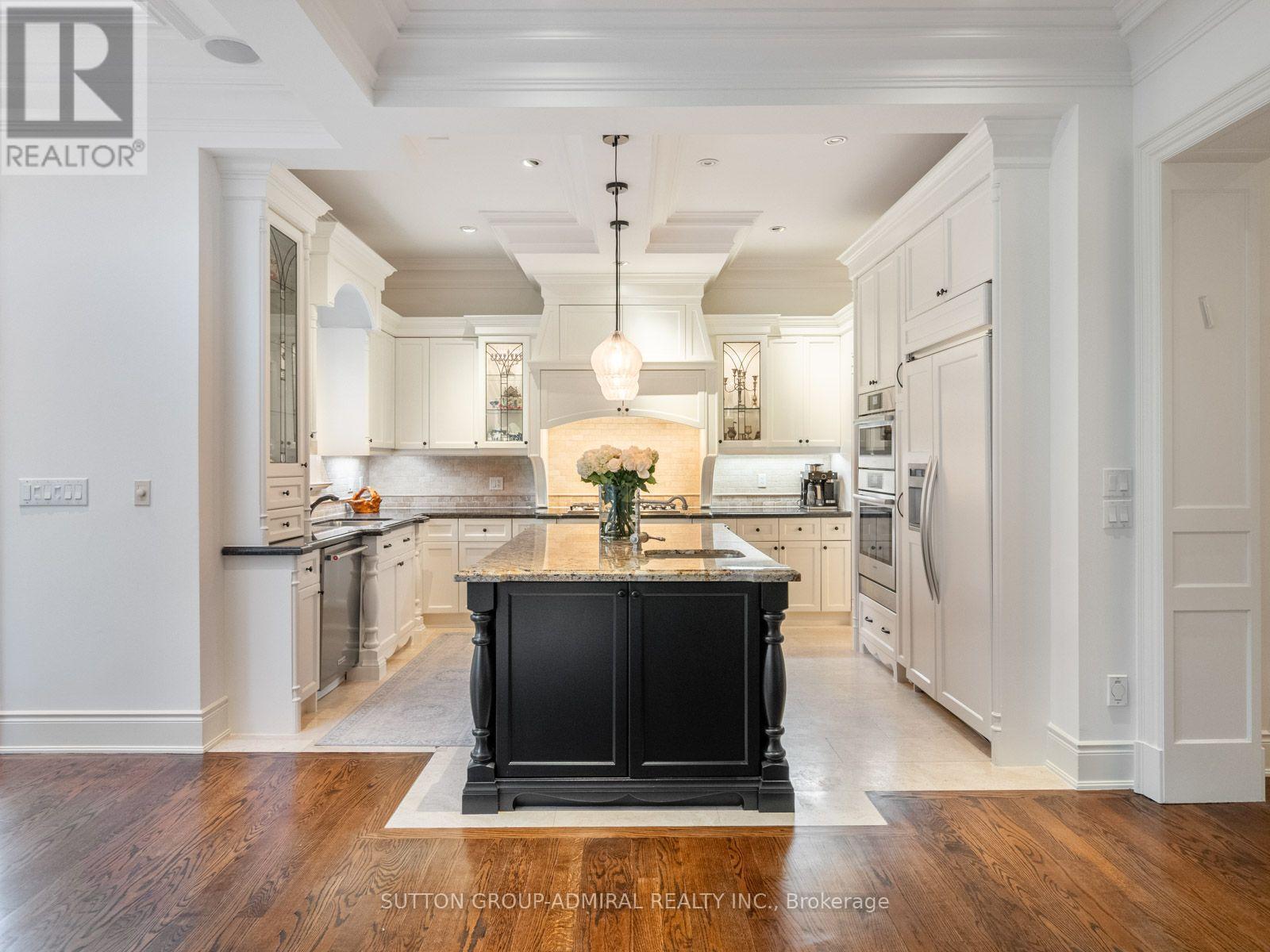35 Wentworth Avenue, Toronto, Ontario  M2N 1T5 - Photo 13 - C13599288