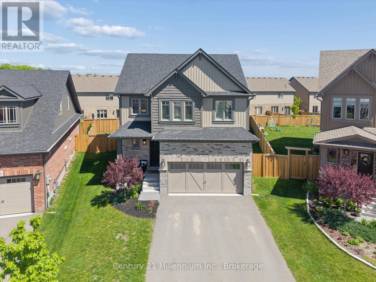 15 Maidens Crescent, Collingwood, Ontario  L9Y 3B7 - Photo 2 - S13793626