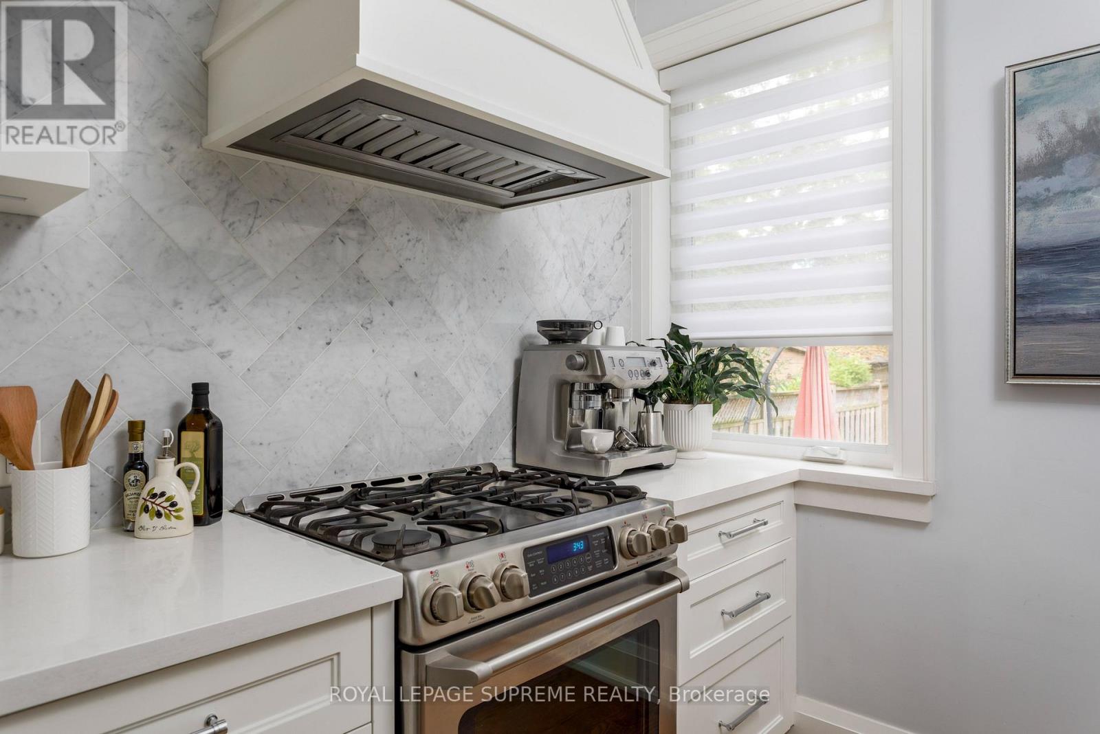 76 Tyrrel Avenue, Toronto, Ontario  M6G 2G4 - Photo 15 - C13793096