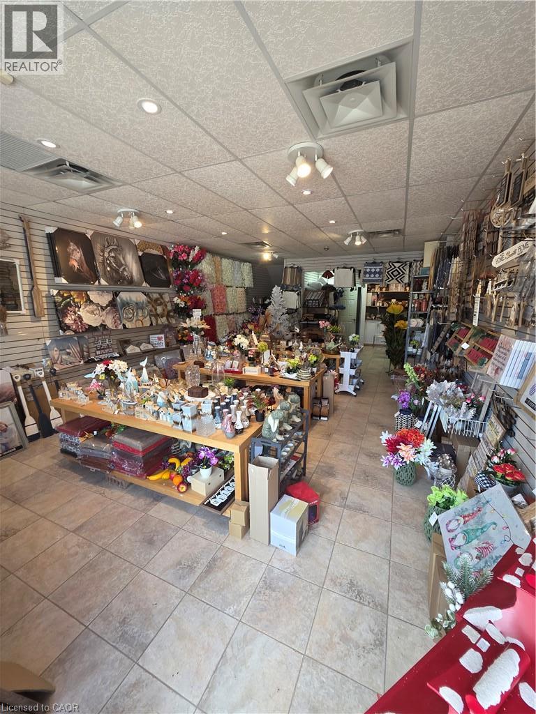 99 Ontario St N/s Unit# #2, Lambton, Ontario  N0M 1T0 - Photo 4 - 40864163