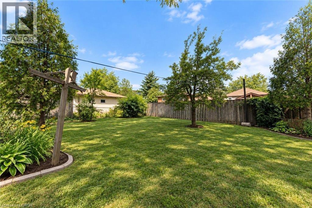 269 Queensdale Avenue E, Hamilton, Ontario  L9A 1L3 - Photo 42 - 40863878