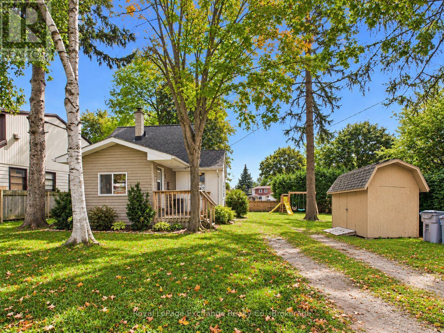 2 Regina Road, Huron East, Ontario  N0M 1L0 - Photo 2 - X13793554