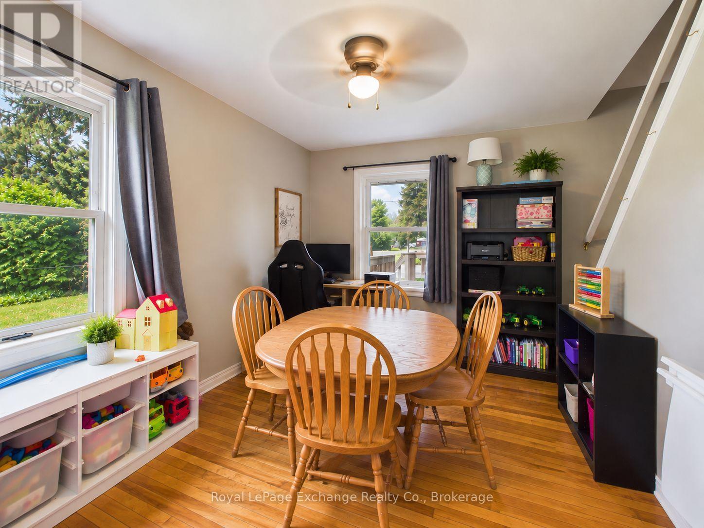 2 Regina Road, Huron East, Ontario  N0M 1L0 - Photo 8 - X13793554