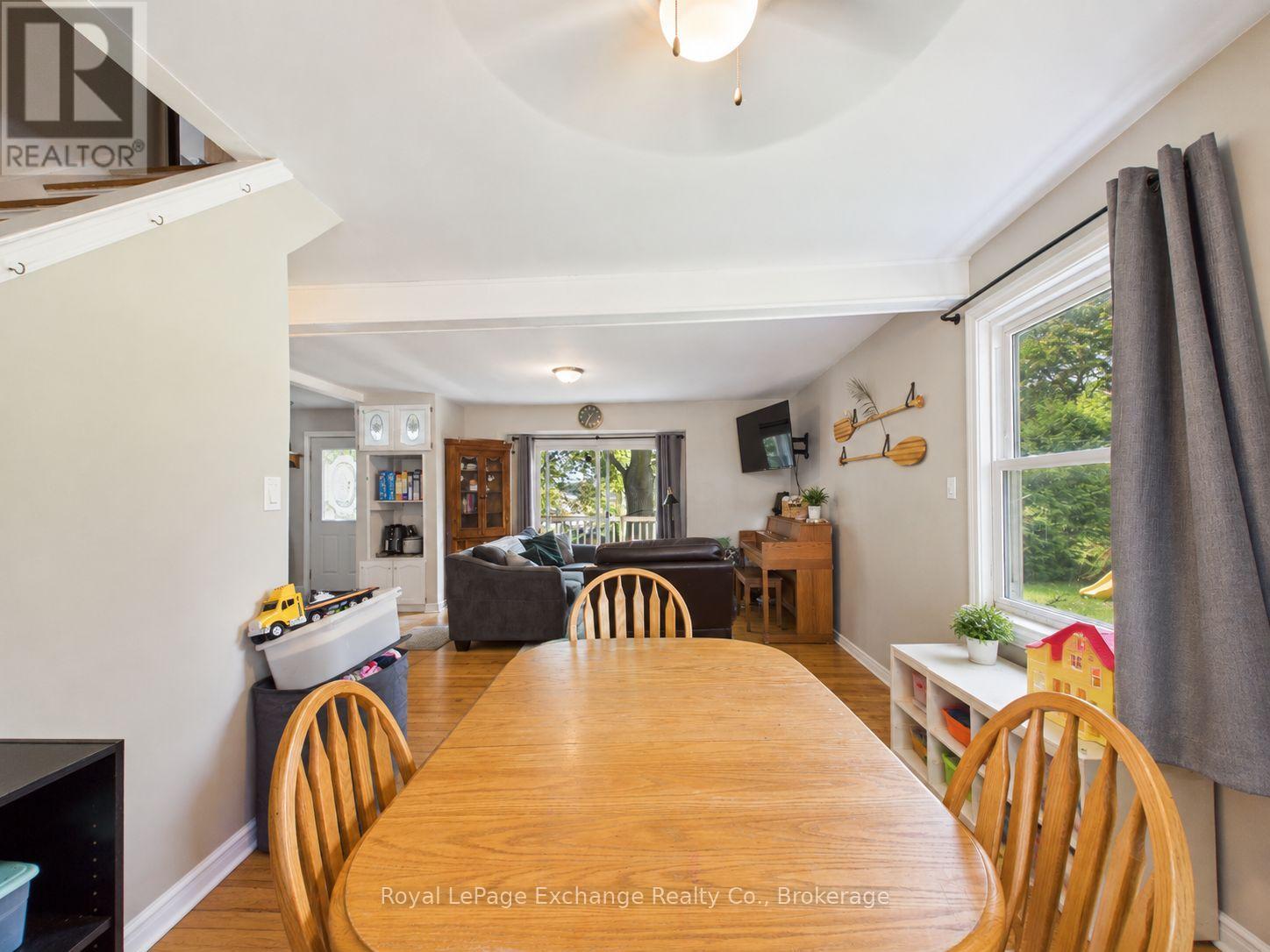 2 Regina Road, Huron East, Ontario  N0M 1L0 - Photo 9 - X13793554