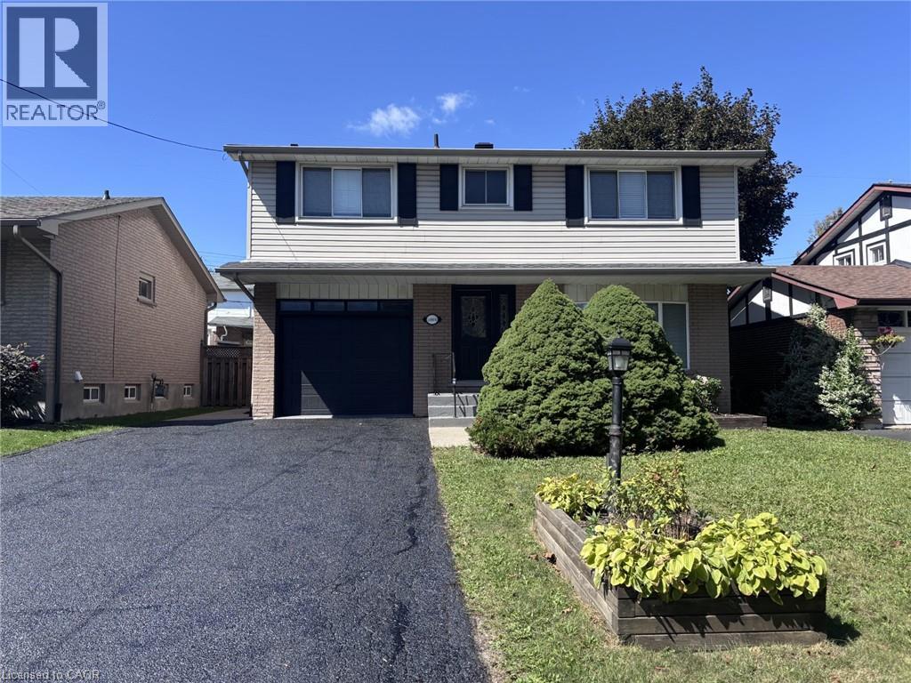1004 GARTH Street, Hamilton, Ontario
