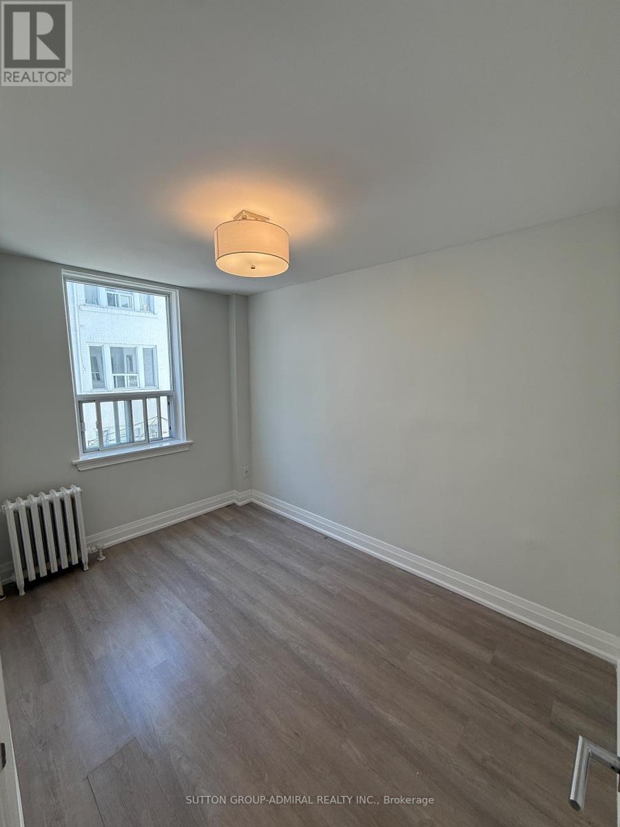 403 - 699 Eglinton Avenue W, Toronto, Ontario  M5N 1C6 - Photo 6 - C13776024