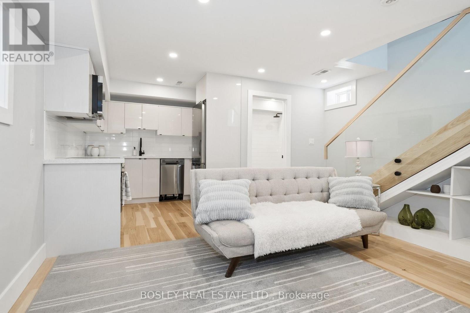 55 Algoma Street, Toronto, Ontario  M8Y 1C4 - Photo 31 - W13784776