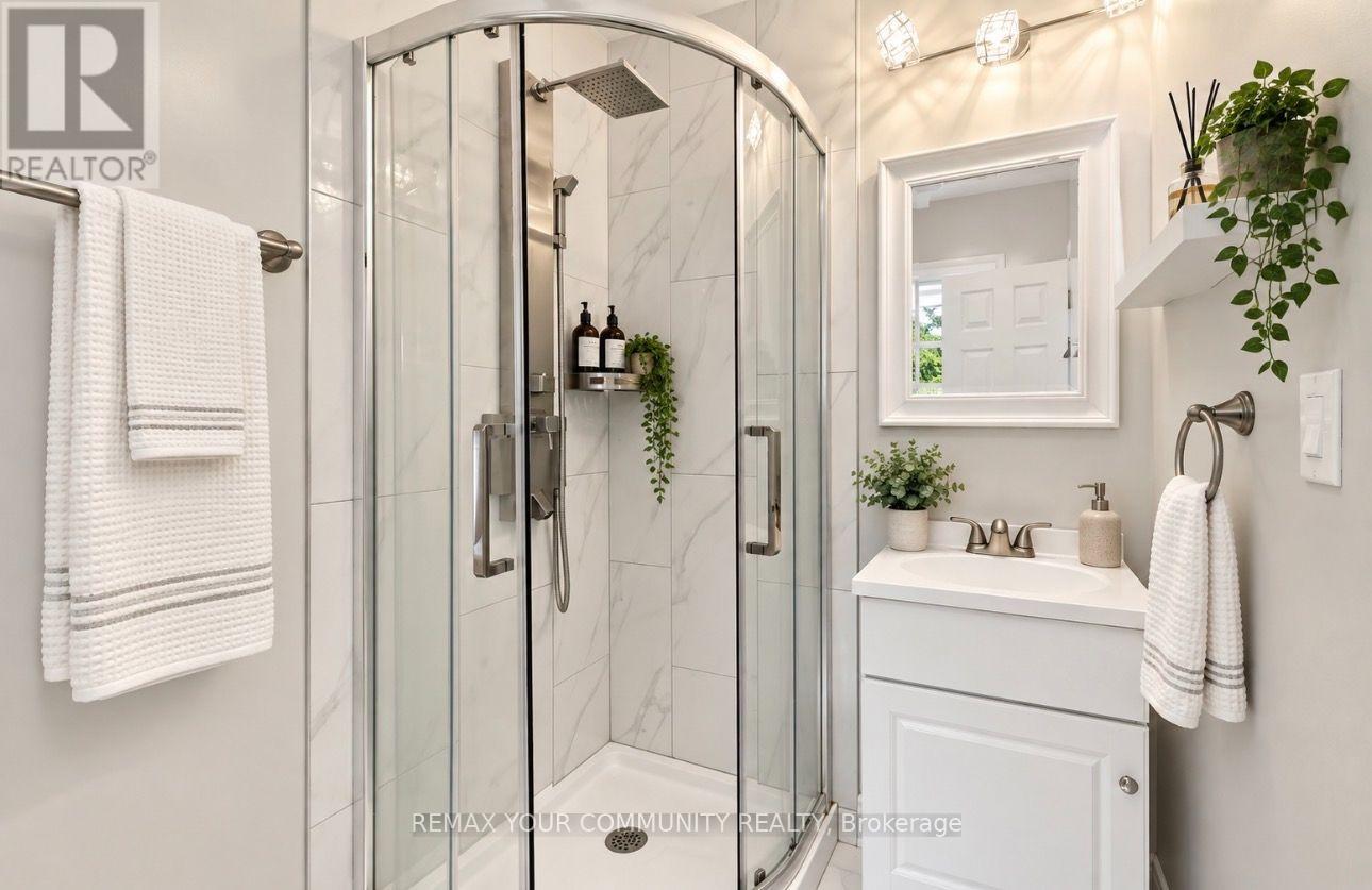 22 Havenridge Drive, Toronto, Ontario  M9P 3M4 - Photo 26 - W13787226