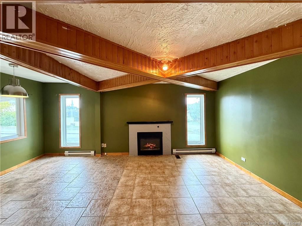 45 42e Avenue, Edmundston, New Brunswick  E3V 3A6 - Photo 11 - NB148002