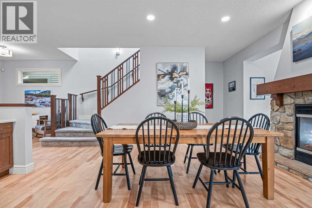 295 Aspen Hills Close SW, Calgary, Alberta  t3h 0c8 - Photo 6 - A2340598