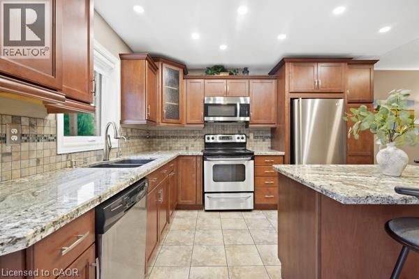 113 Essex Point Drive, Cambridge, Ontario  N1T 1W6 - Photo 4 - 40862959