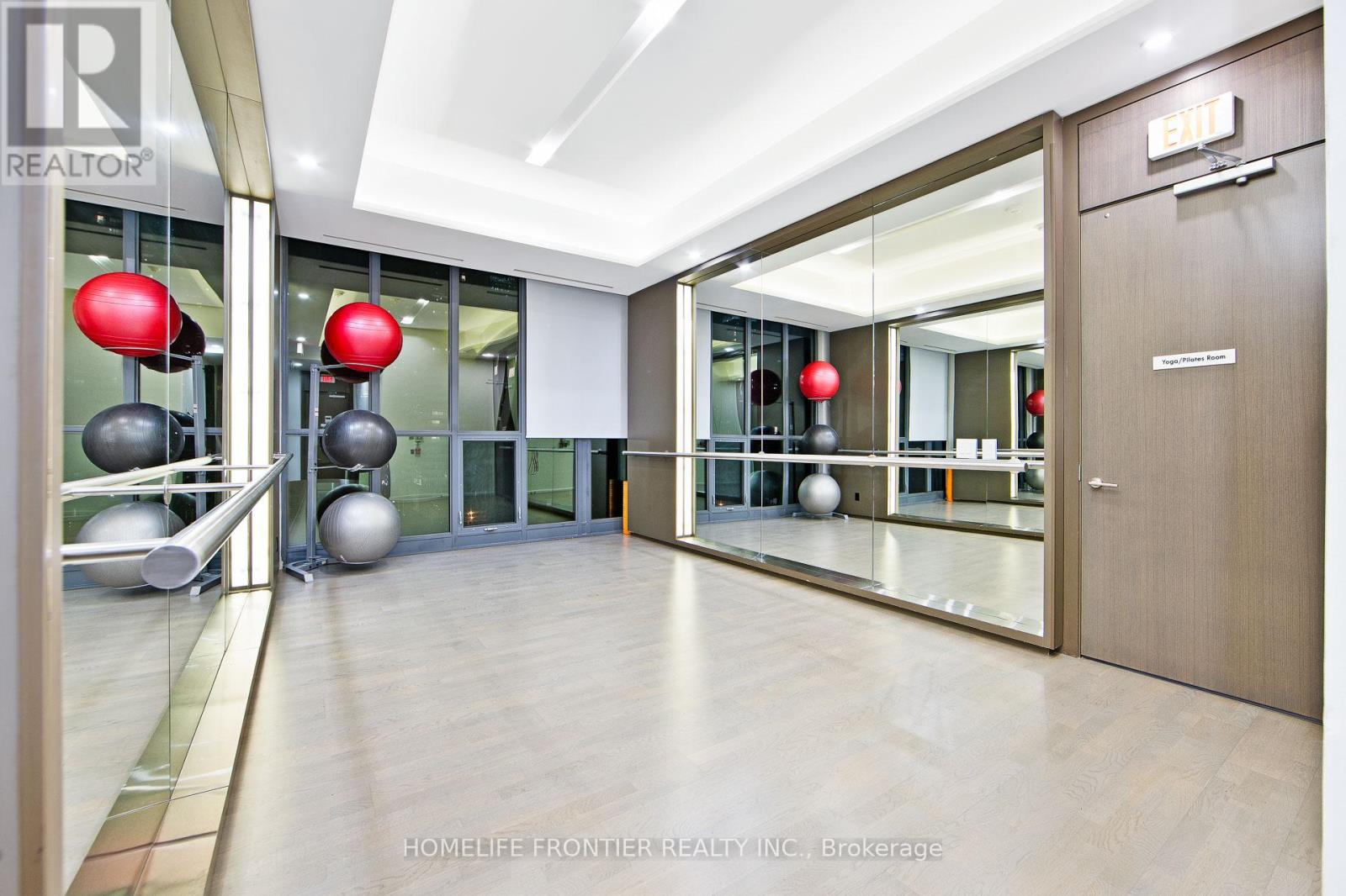 4202 - 101 Charles Street E, Toronto, Ontario  M4Y 1V2 - Photo 18 - C13785478