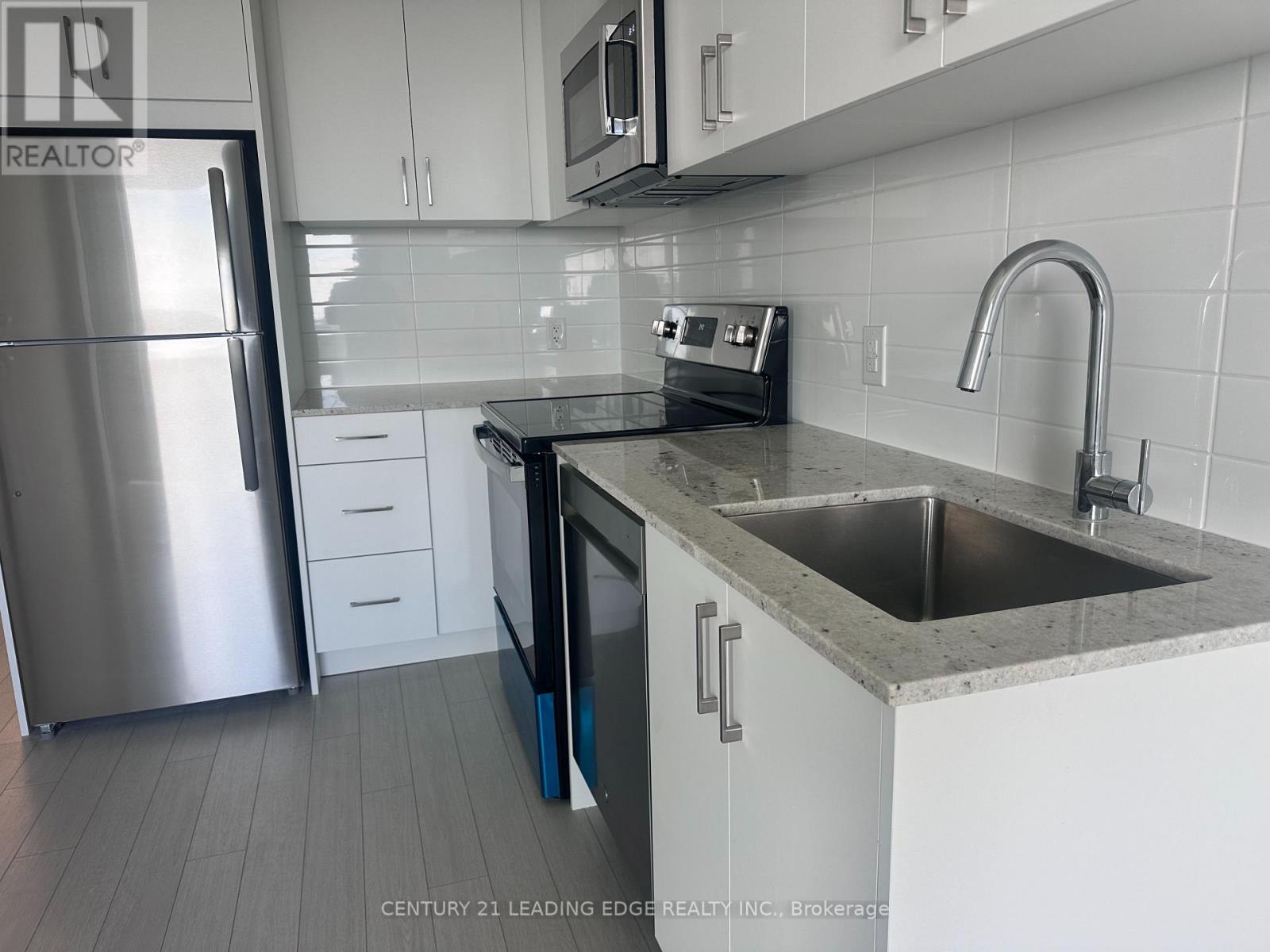 2109 - 4010 Eglinton Avenue W, Toronto, Ontario  M9A 0G5 - Photo 26 - W13781160
