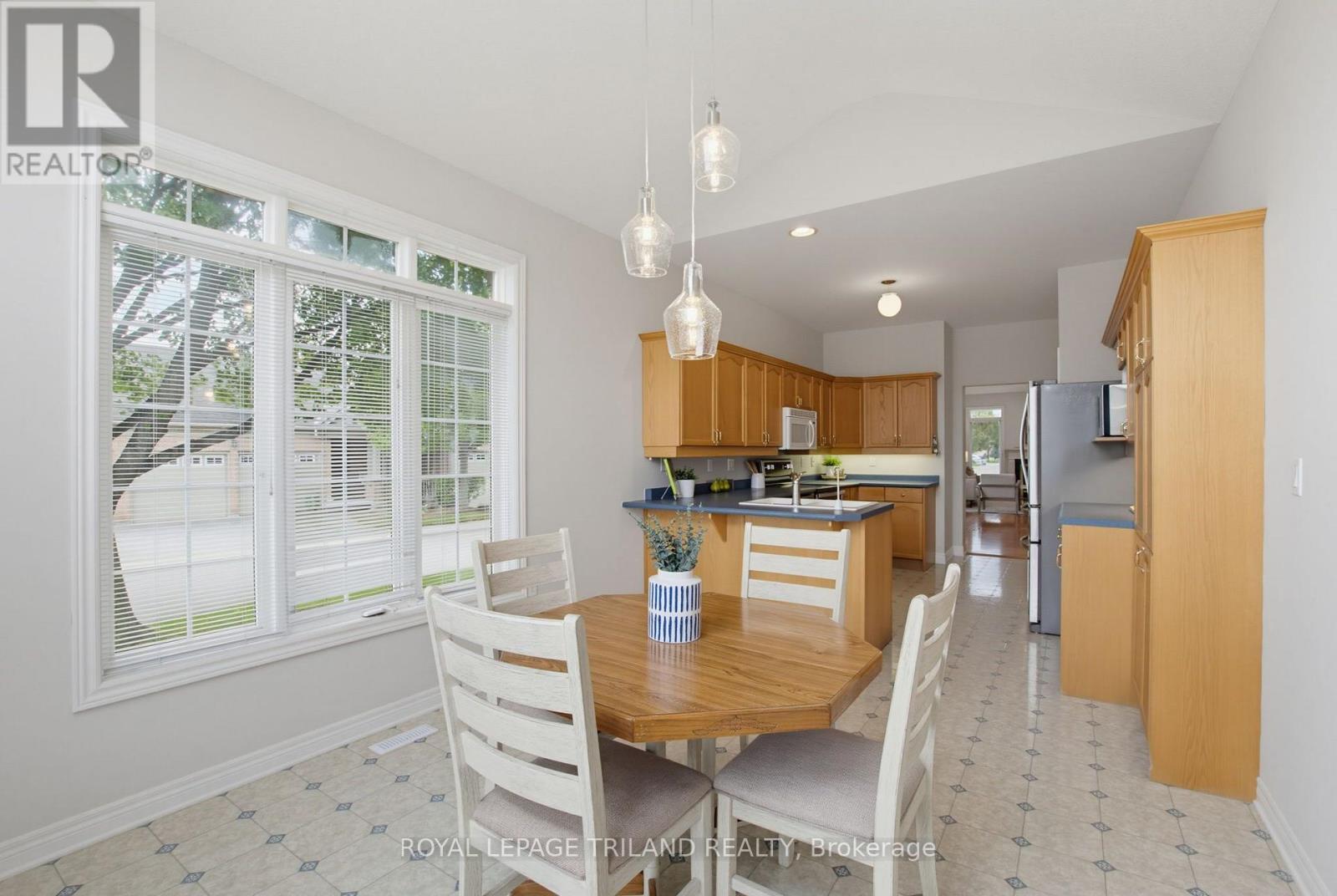 233 - 2025 Meadowgate Boulevard, London South, Ontario  N6K 1M9 - Photo 12 - X13793884