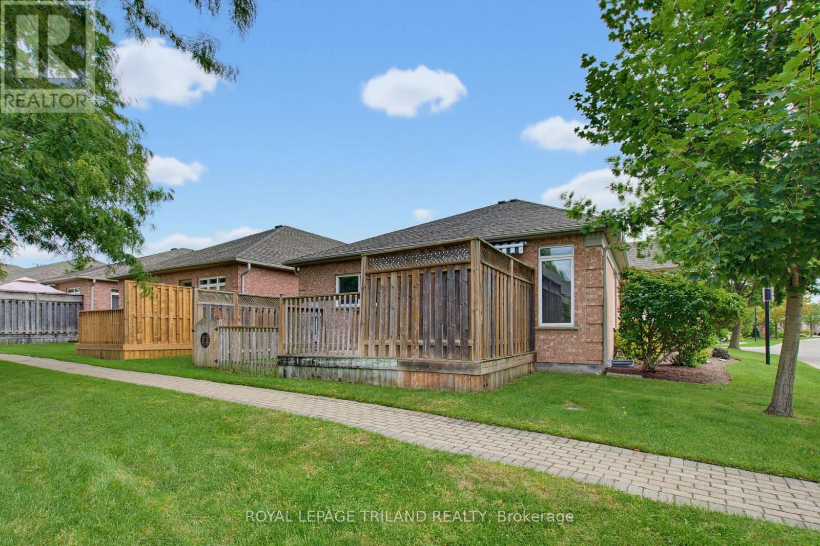 233 - 2025 Meadowgate Boulevard, London South, Ontario  N6K 1M9 - Photo 4 - X13793884