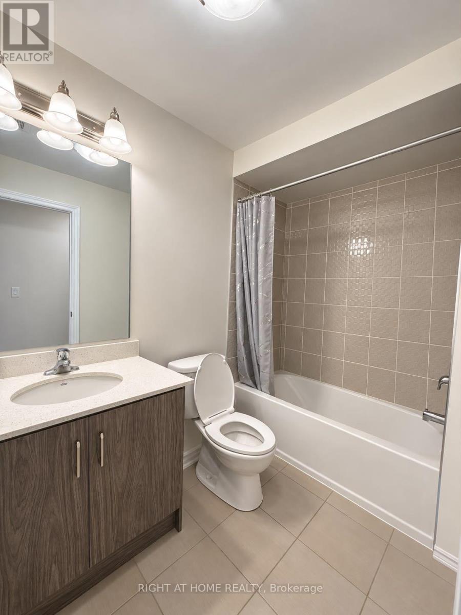 10 Morrison Crescent, Whitby, Ontario  L1P 0P4 - Photo 6 - E13793714