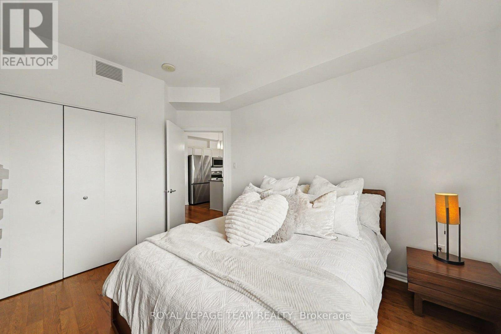 1806 - 70 Landry Street, Ottawa, Ontario  K1L 0A8 - Photo 17 - X13793748