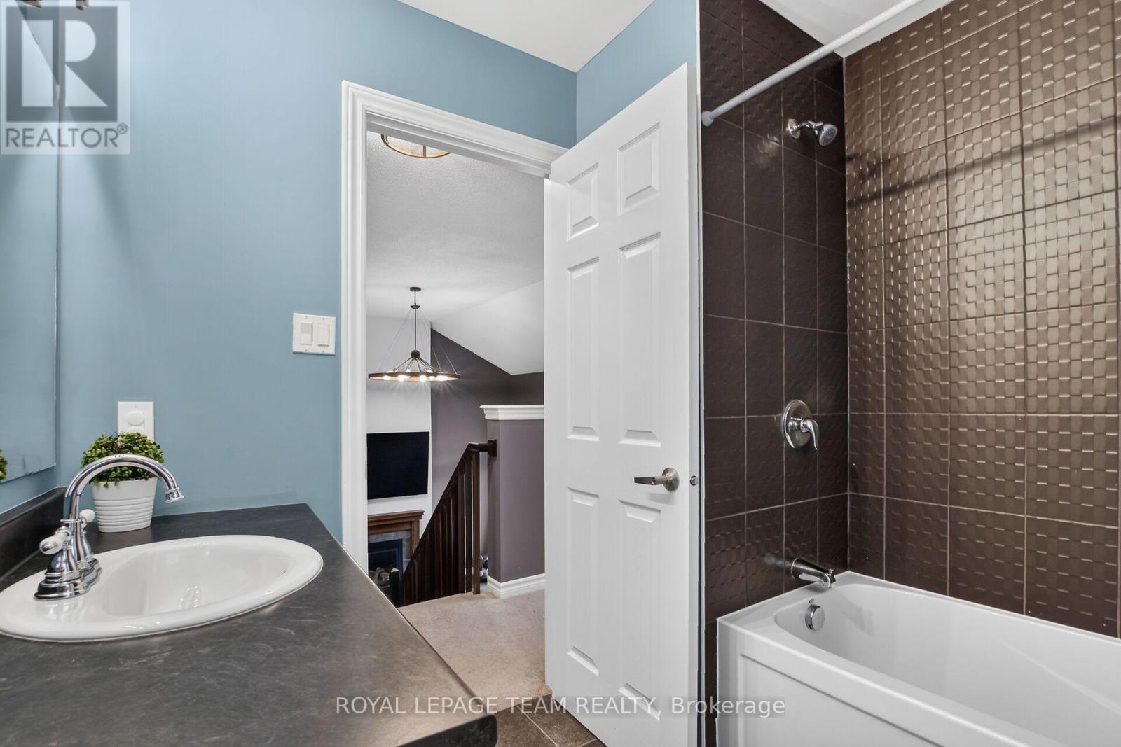 413 Brigatine Avenue, Ottawa, Ontario  K2S 0P7 - Photo 30 - X13793776