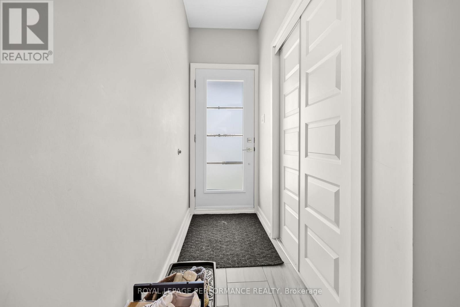 405 - 99 St Moritz Trail, Russell, Ontario  K0A 1W0 - Photo 3 - X13793838