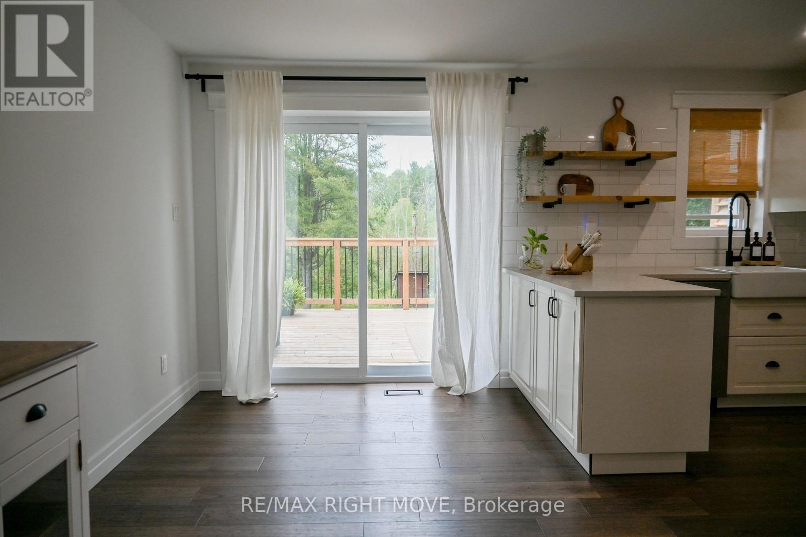 4287 Huronia Road, Severn, Ontario  L3V 0G6 - Photo 11 - S13611796