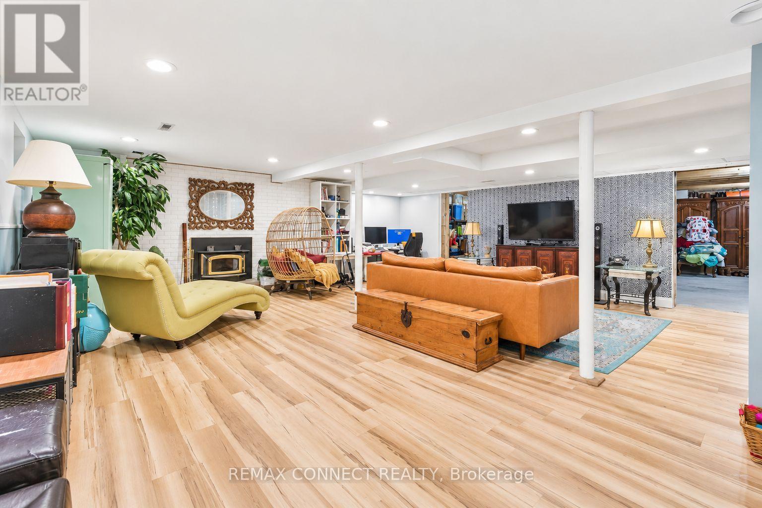 750 Gorham Street, Newmarket, Ontario  L3Y 1L6 - Photo 7 - N13606748