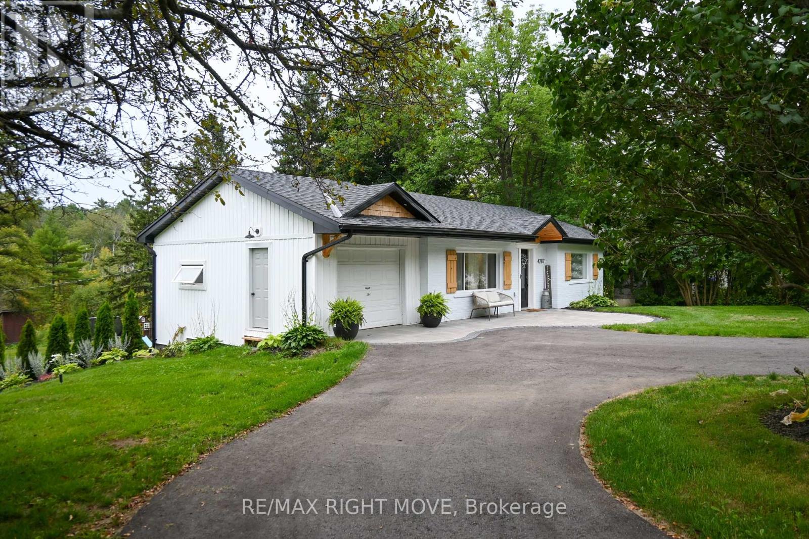 4287 Huronia Road, Severn, Ontario  L3V 0G6 - Photo 2 - S13611796