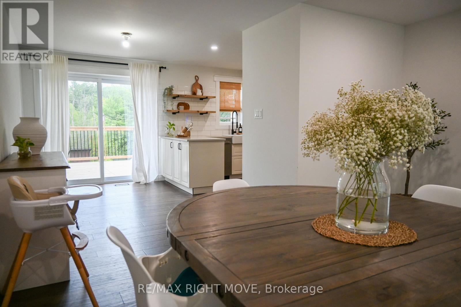 4287 Huronia Road, Severn, Ontario  L3V 0G6 - Photo 8 - S13611796