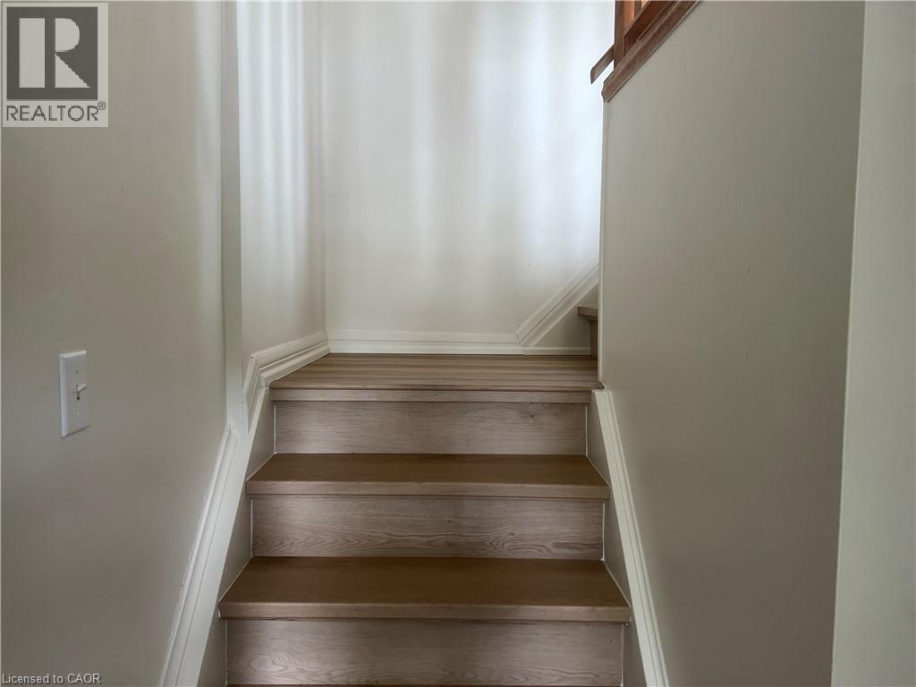 576 Myers Road Unit# C, Cambridge, Ontario  N1R 5S2 - Photo 2 - 40843404