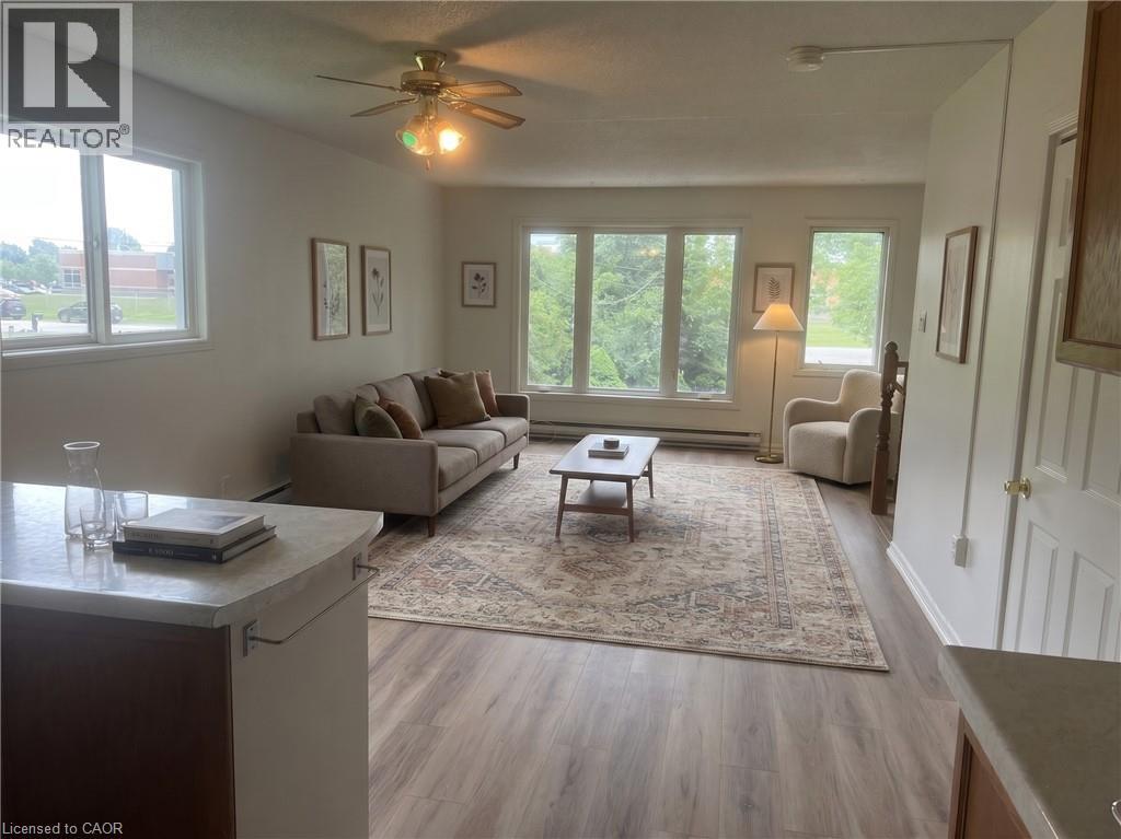 576 Myers Road Unit# C, Cambridge, Ontario  N1R 5S2 - Photo 3 - 40843404