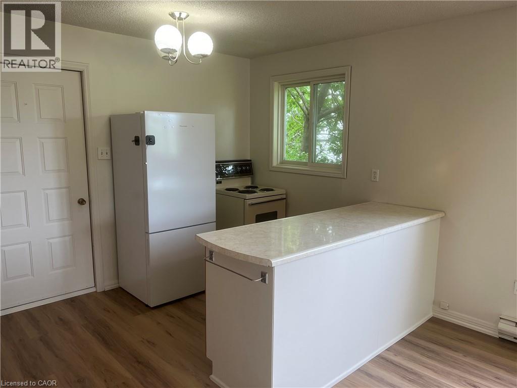 576 Myers Road Unit# C, Cambridge, Ontario  N1R 5S2 - Photo 4 - 40843404