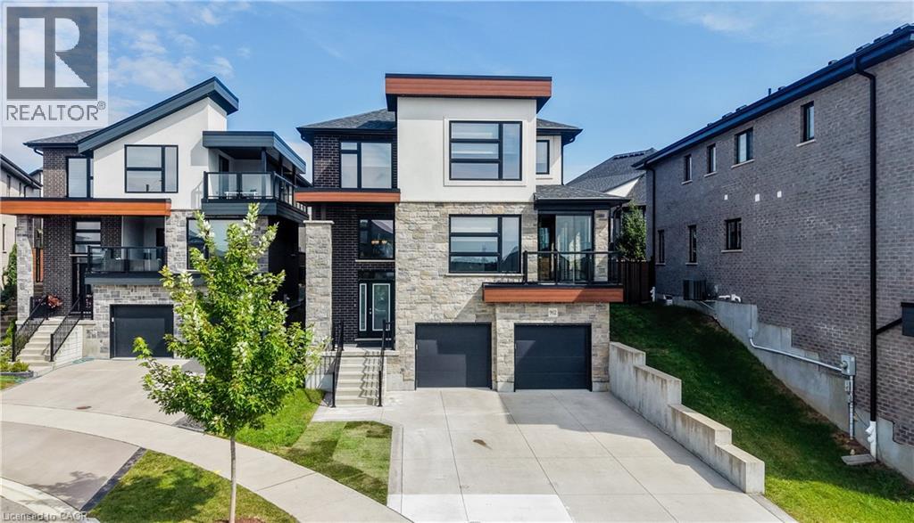 912 Blair Creek Court, Kitchener, Ontario N2P 0J1 - Photo 2 - 40862921