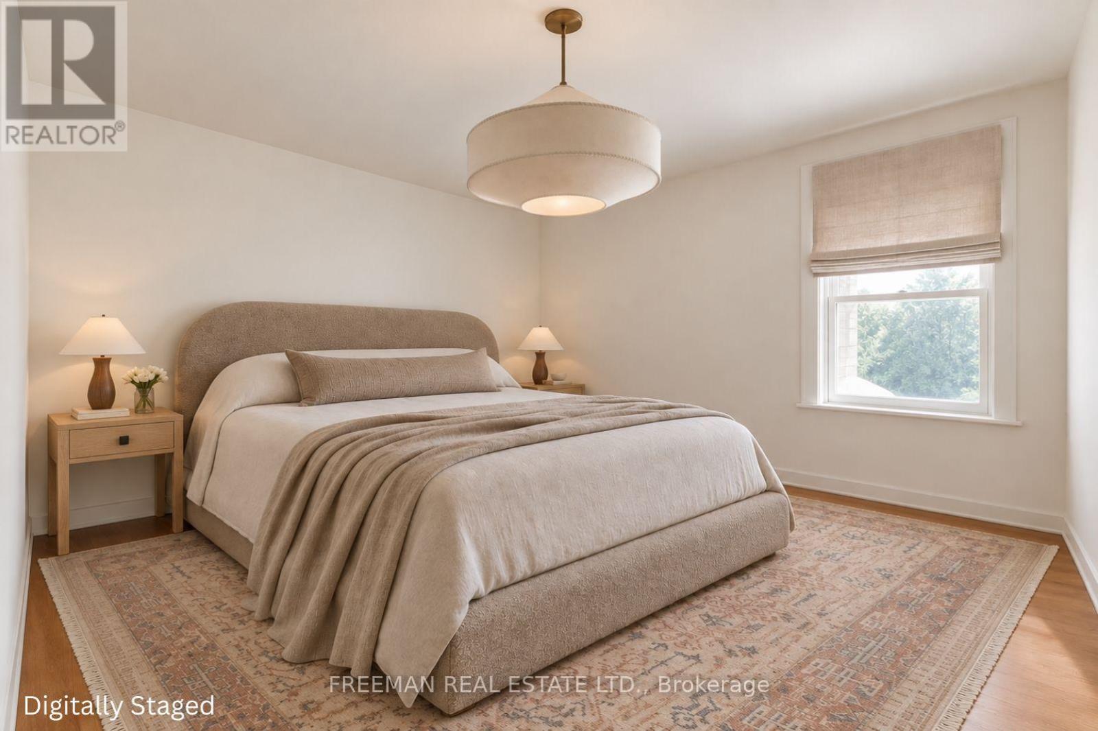 912 Manning Avenue, Toronto, Ontario  M6G 2X4 - Photo 20 - C13793696