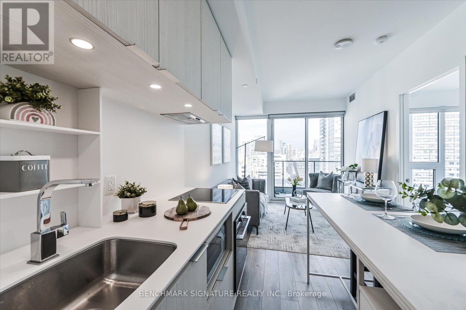 2811 - 77 Shuter Street, Toronto, Ontario  M5B 0B8 - Photo 5 - C13793700