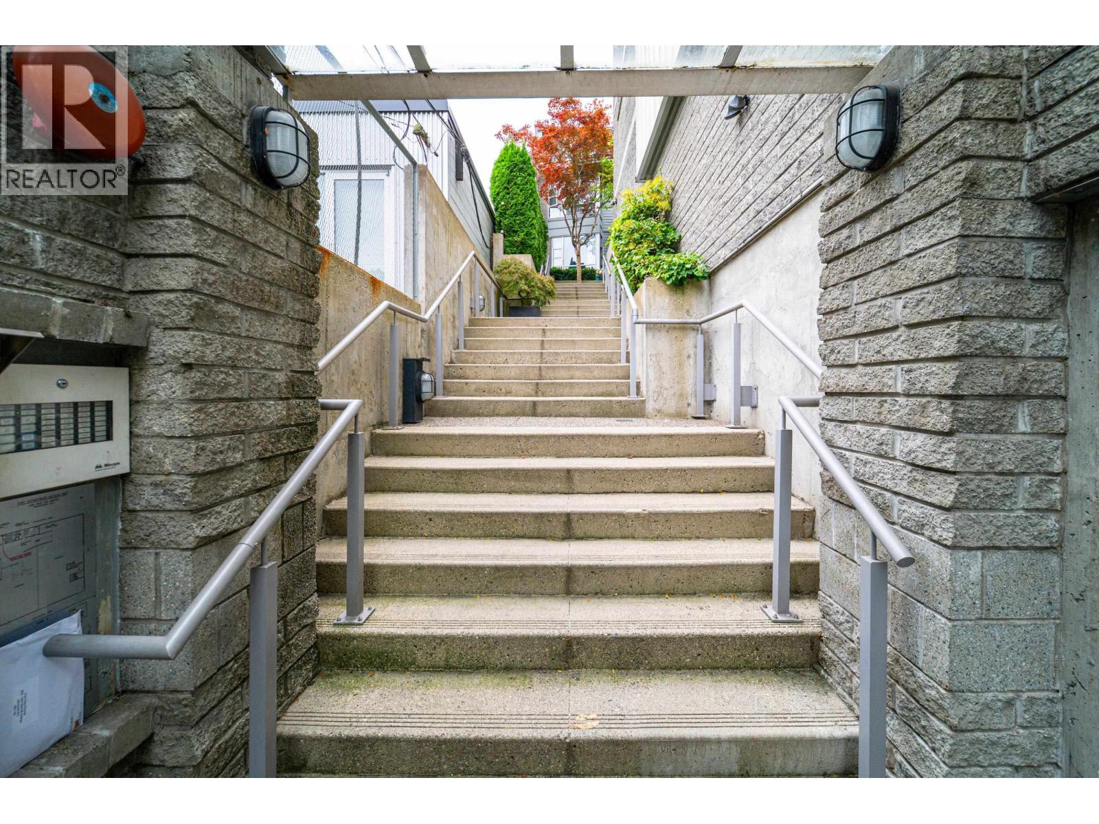 9 1250 W 6th Avenue, Vancouver, British Columbia  V6H 1A5 - Photo 32 - R3166313