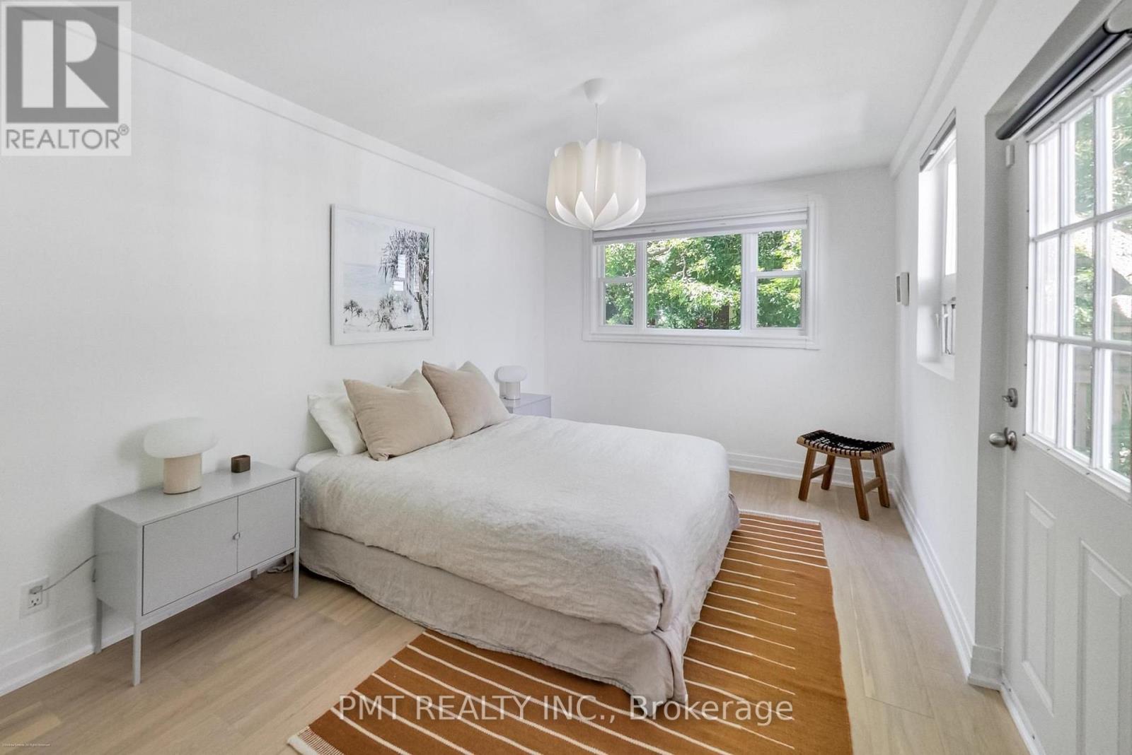 22 Connaught Avenue, Toronto, Ontario  M4L 2V9 - Photo 21 - E13793680