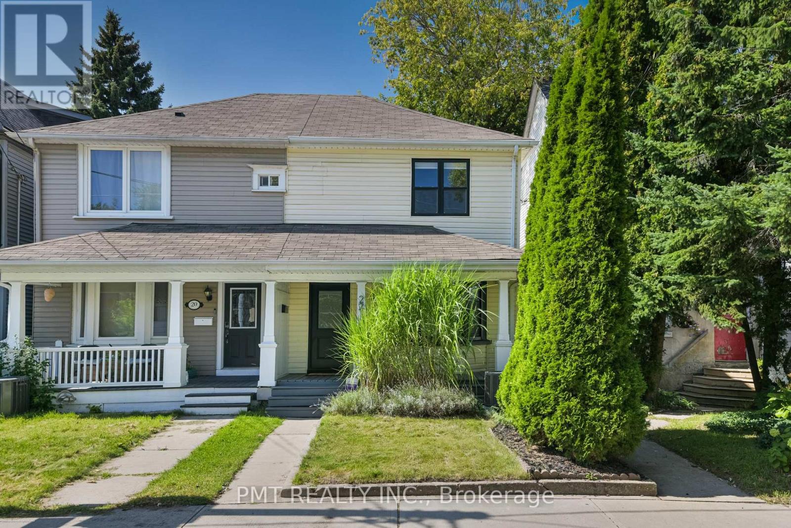 22 CONNAUGHT AVENUE